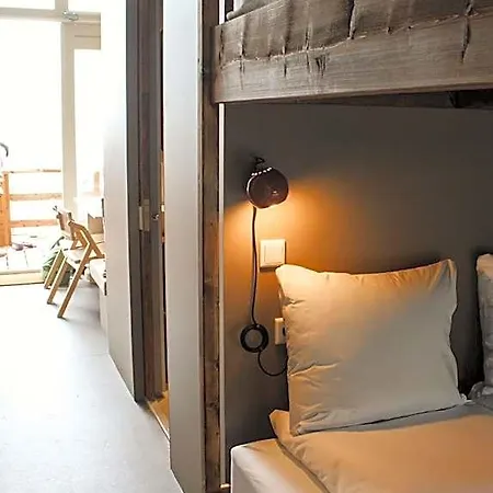 Aparthotel Strandhuisjes Zoomers Aan Zee 3*